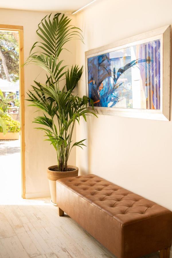 Sitges Beach Hostal エクステリア 写真